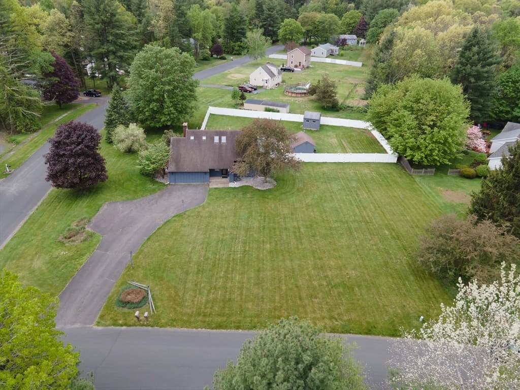 13 Concord Rd photo 3