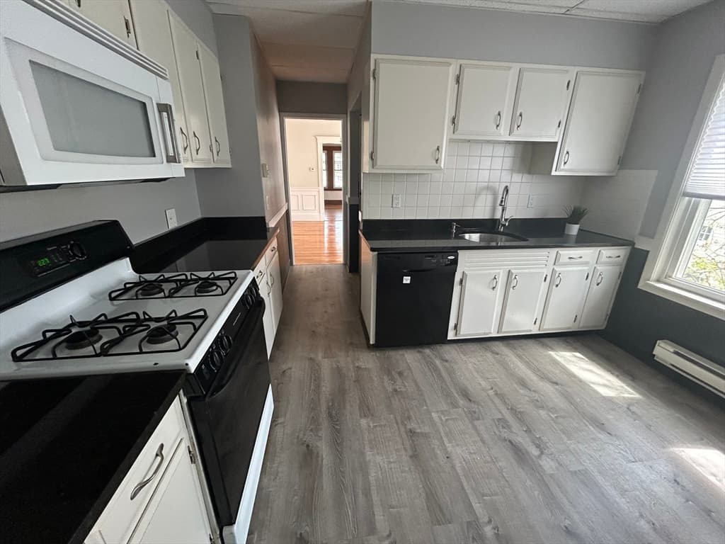 14 Foster Street #2 photo 5